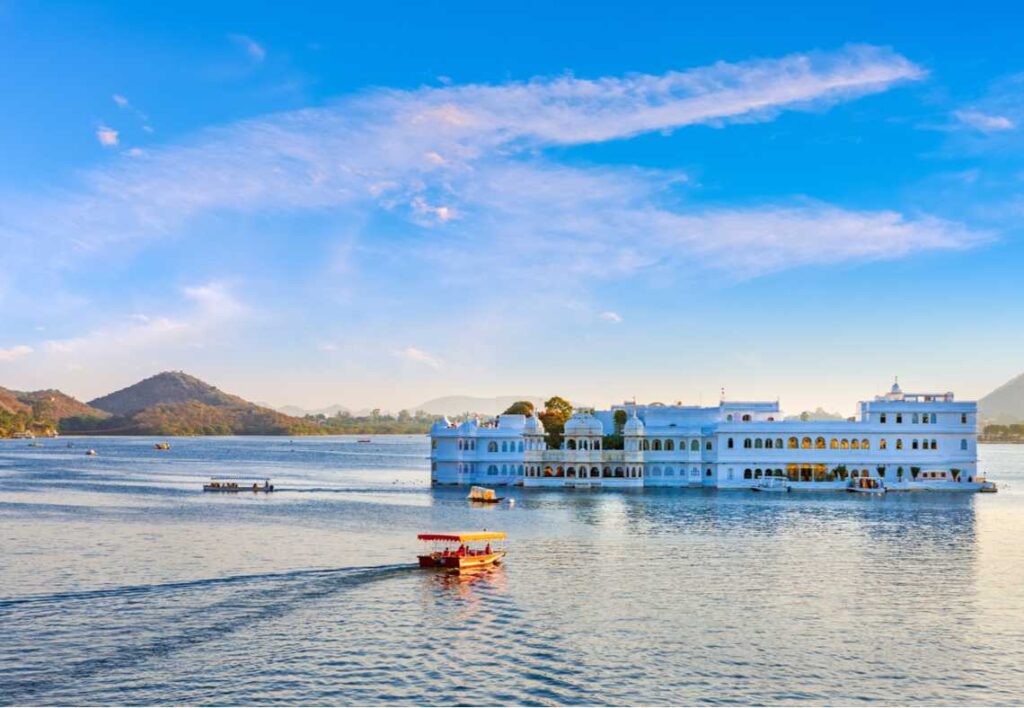 Pichola_lakes in india